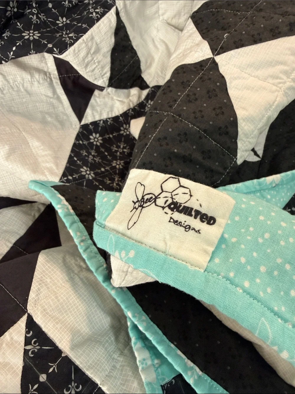 Black & White Star Quilt - Modern Geometric